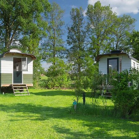 B&B Pipowagen "Het Wellnesst" Op Wellness Camping En B&B Stoltenborg Meddo Екстериор снимка