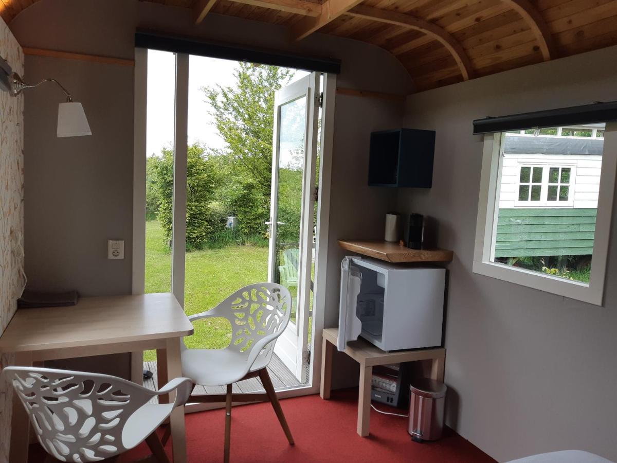 B&B Pipowagen "Het Wellnesst" Op Wellness Camping En B&B Stoltenborg Meddo Екстериор снимка